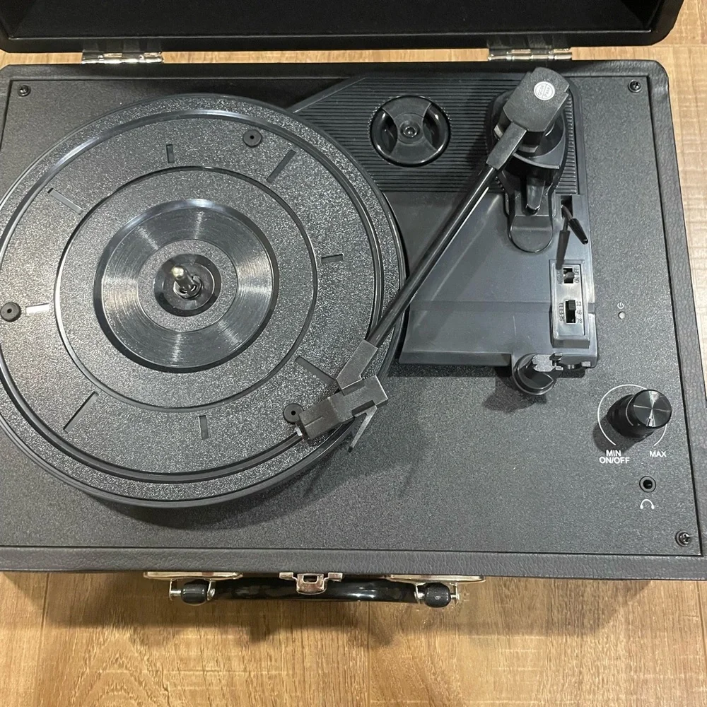 Record Player - Picture 3 of 7